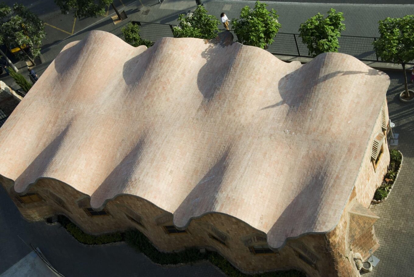 Архитектура Антонио Гауди