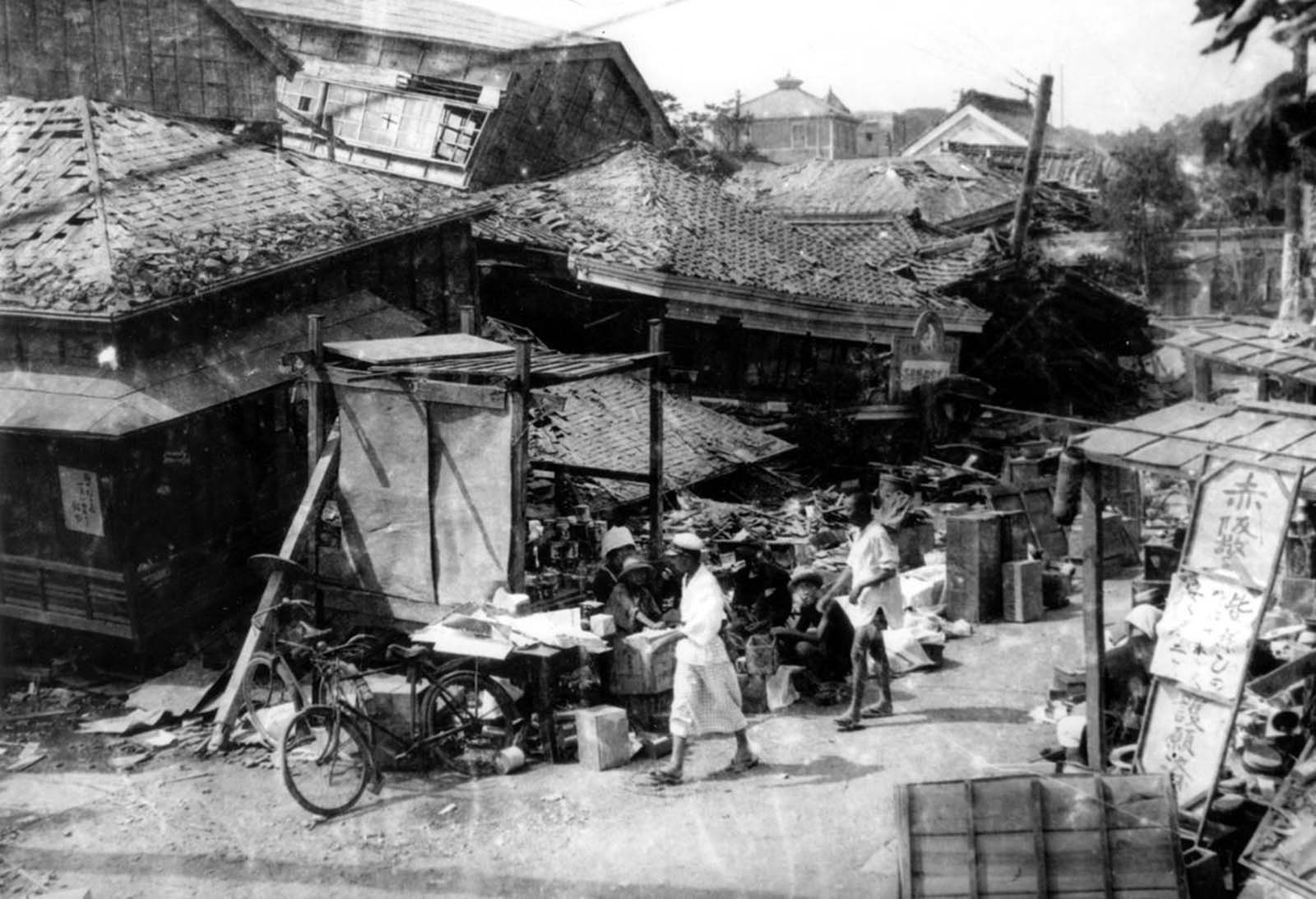 Япония после великой. Великое землетрясение Канто 1923. Землетрясение в Японии 1923. Землетрясение в Японии 1923 года. Канто Япония землетрясение.