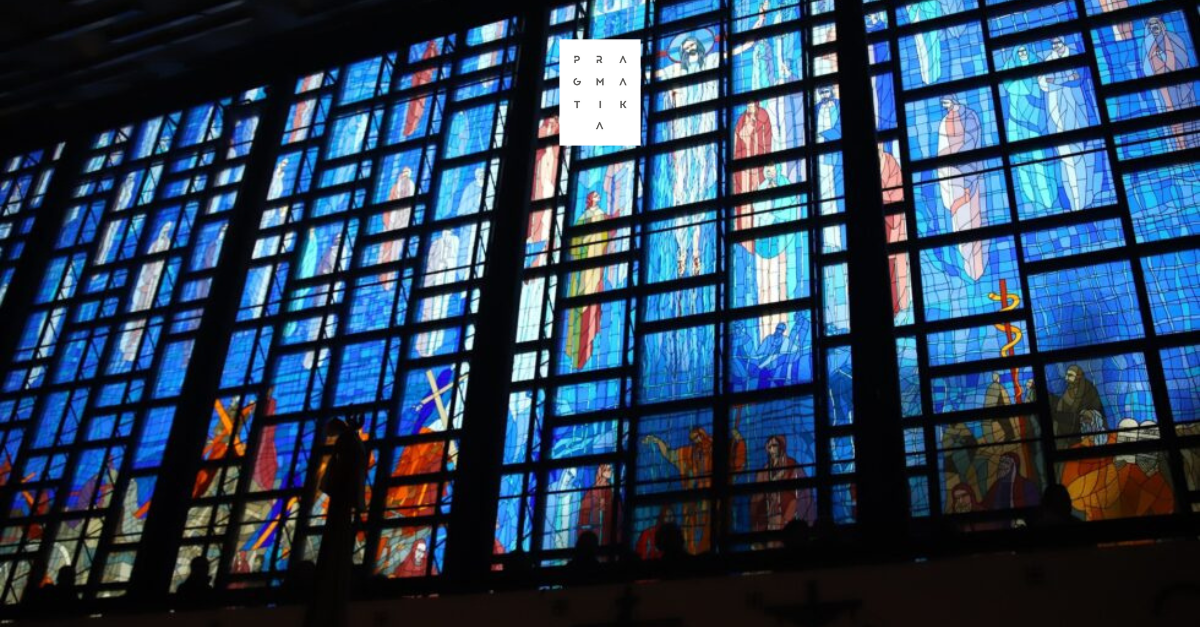 The Largest Stained Glass Window In The World Was Installed In The Krakow Church Pragmatika 3229