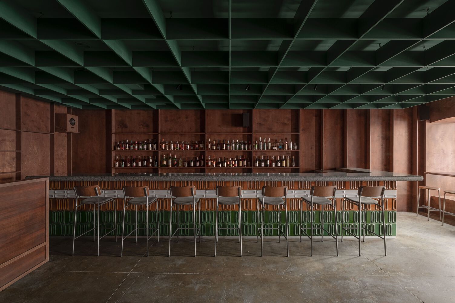 Bursa Bar - a cell for collectors of vinyl records from Mirzoyan Studio ...