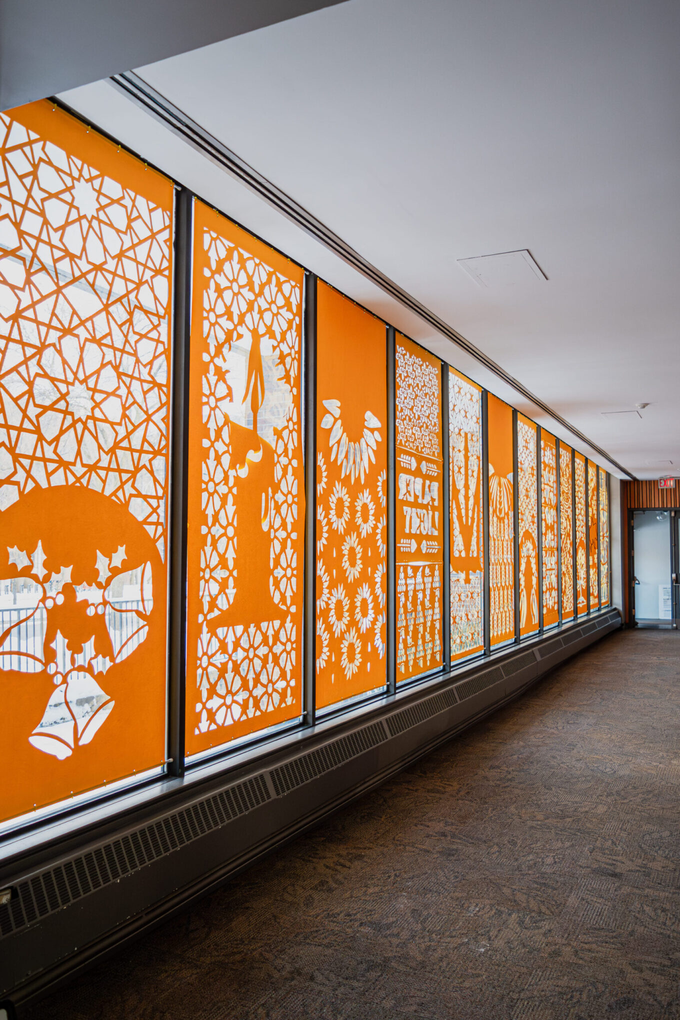 сучасна витинанка, що трансформує простір і несе культурний код України