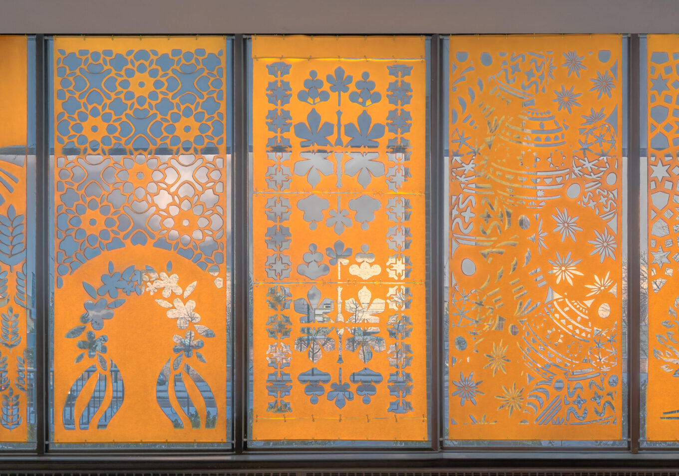 сучасна витинанка, що трансформує простір і несе культурний код України