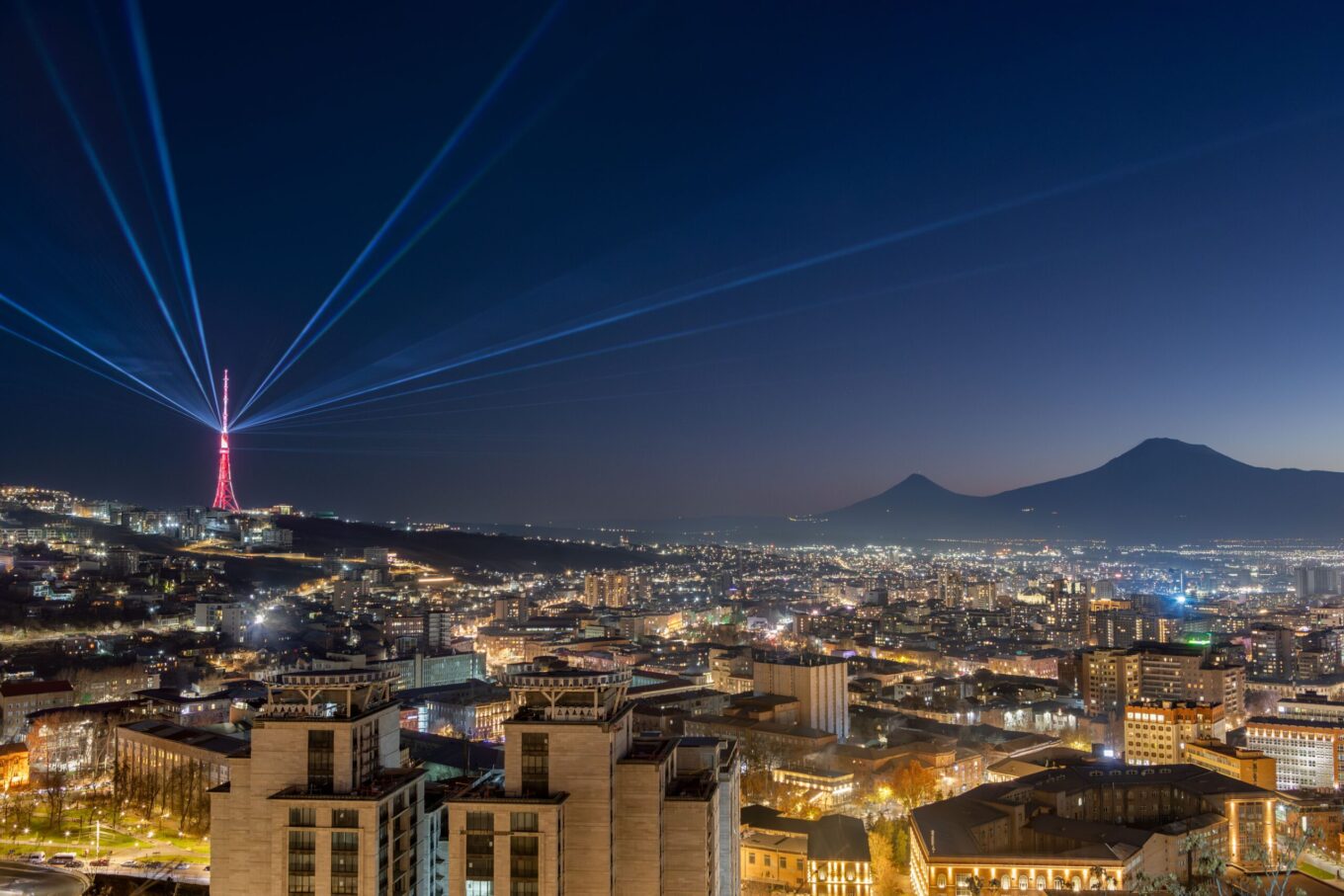 телевежа Єреван