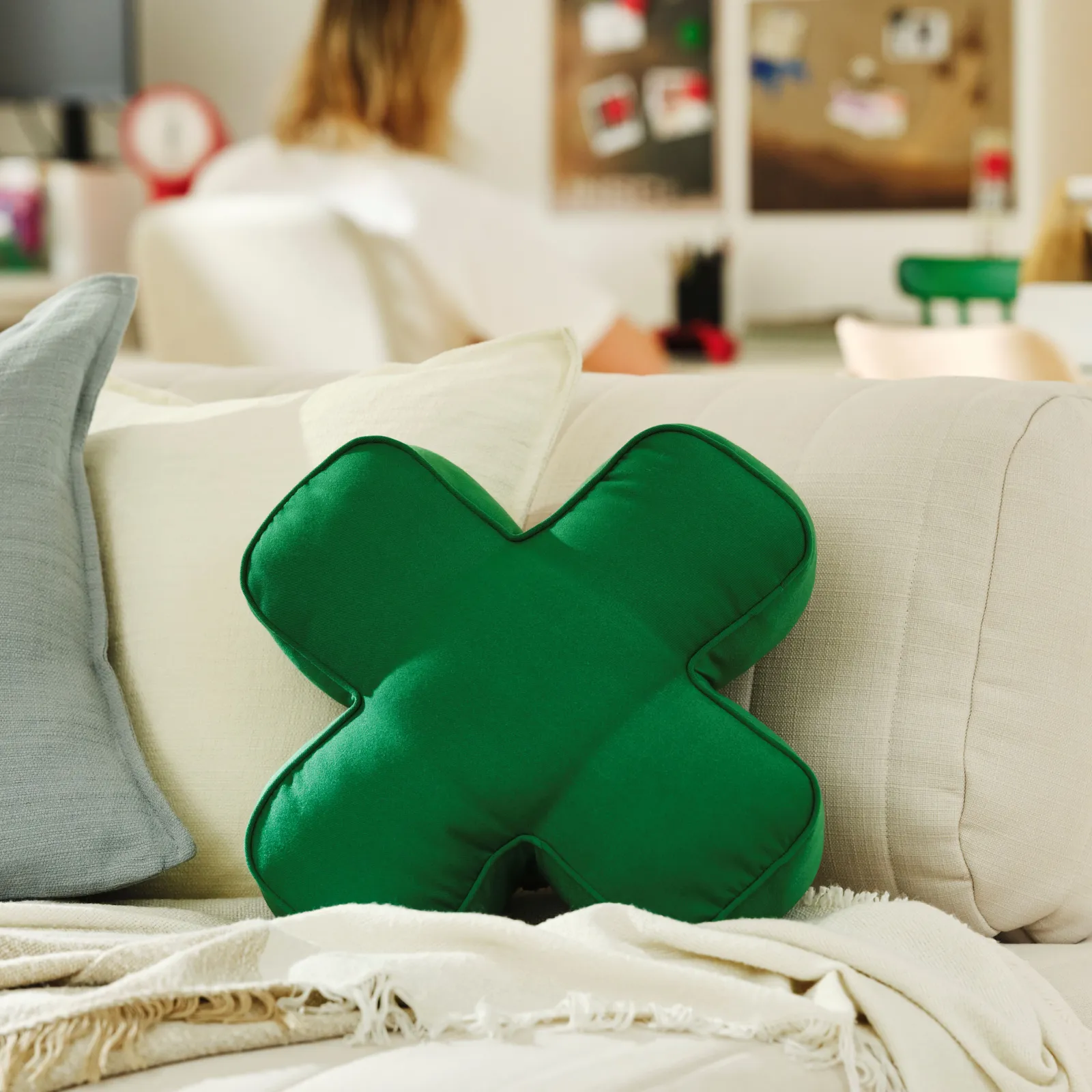 IKEA та Xbox представили колекцію меблів для геймерів
