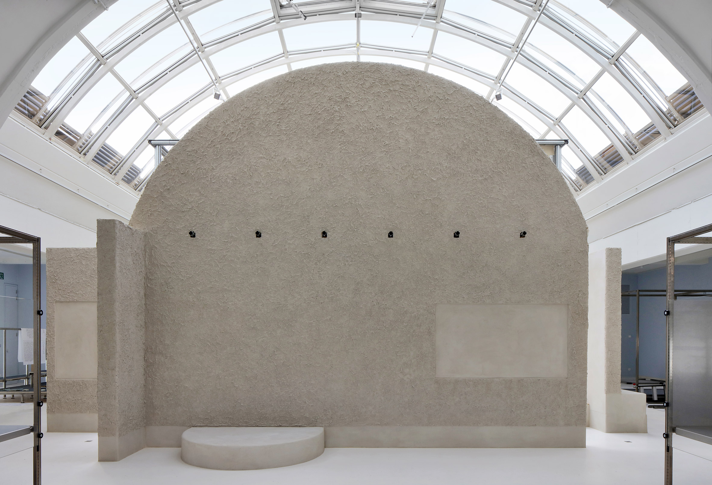 У Бельгії завершили реконструкцію Design Museum Gent із новим шестиповерховим крилом